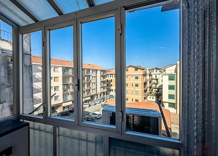 Mare A 3 Min - Treni A 8 Min - Ac - Free Wifi Apartment